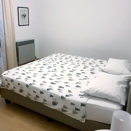 Apartments Tena With Private Parking Pula Exterior photo