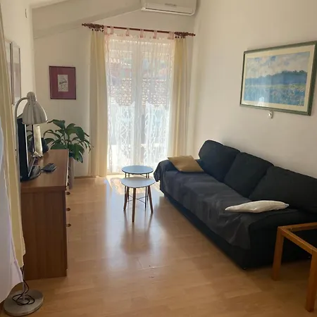 Apartments Tena With Private Parking Pula Exterior photo