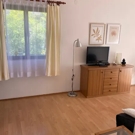 Apartments Tena With Private Parking Pula Exterior photo