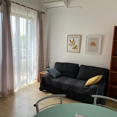 Apartments Tena With Private Parking Pula Exterior photo