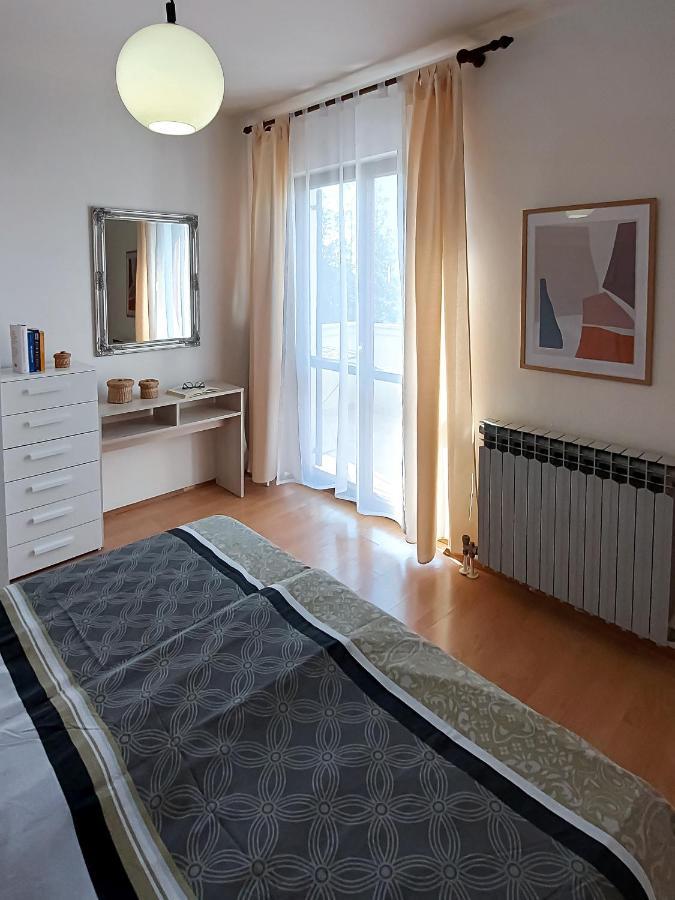 Apartment Tena With Private Parking Pula