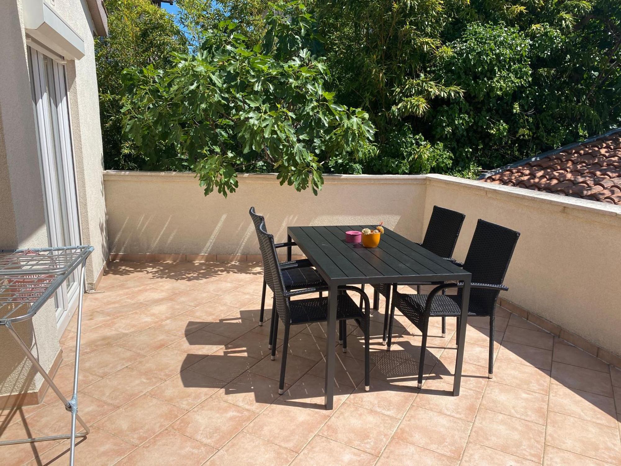 Apartment Tena With Private Parking Pula