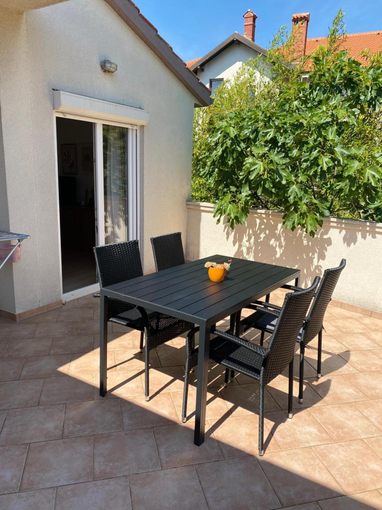 Apartment Tena With Private Parking *
