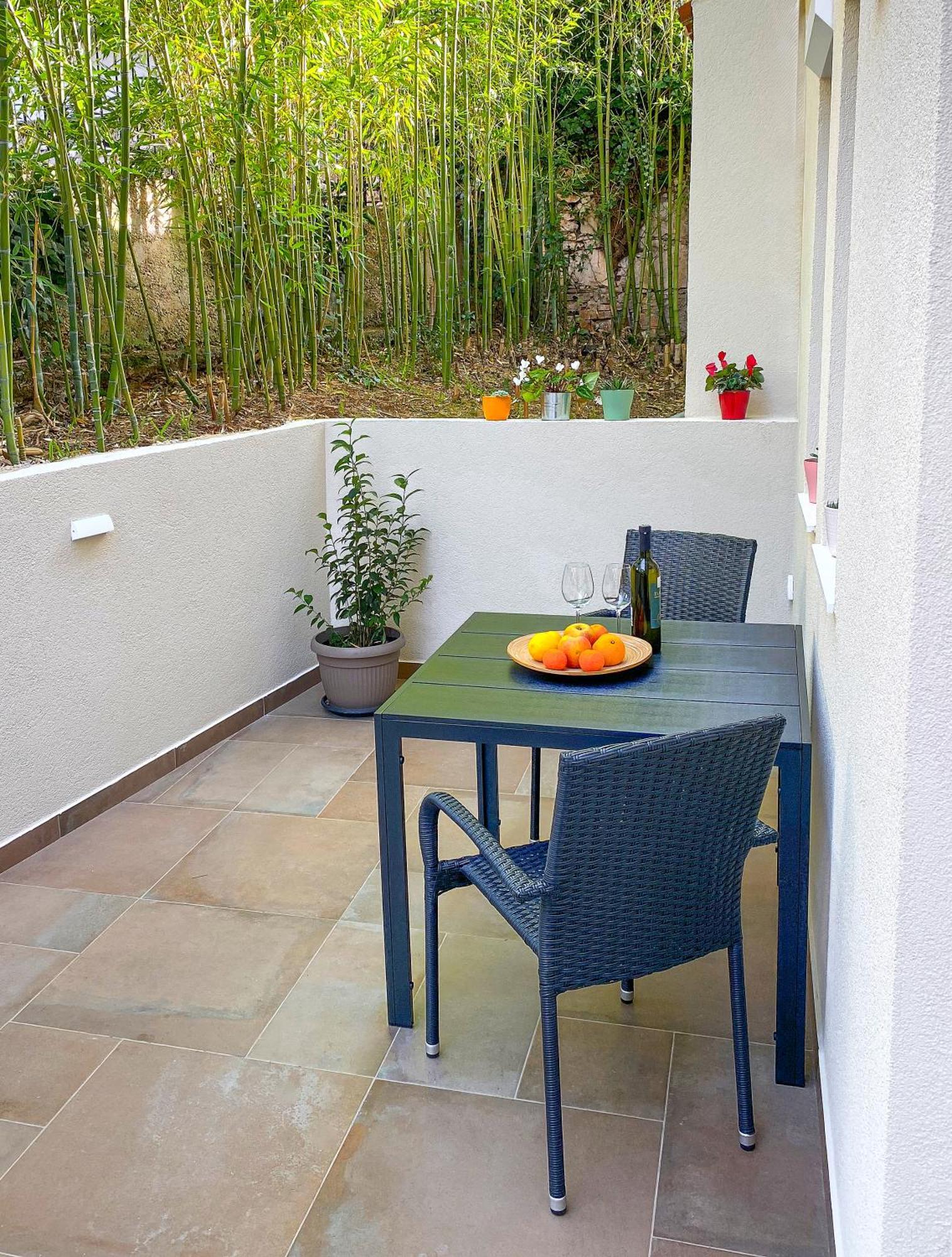 Apartment Tena With Private Parking Pula